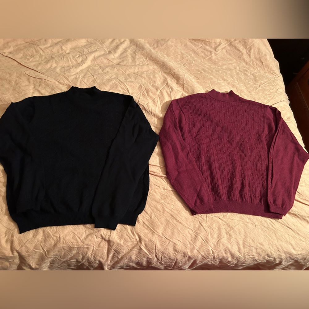Pair Tabi International Pure New Wool Women's Large Crewneck Sweaters, Black &